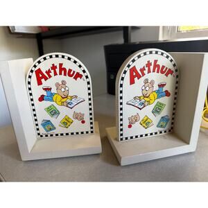 Vintage set of wooden Arthur bookends - PBS Kids, 1996